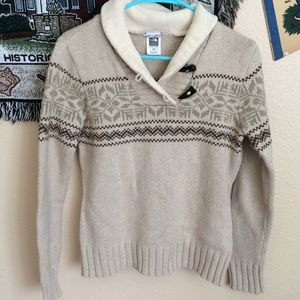 The north face sweater
